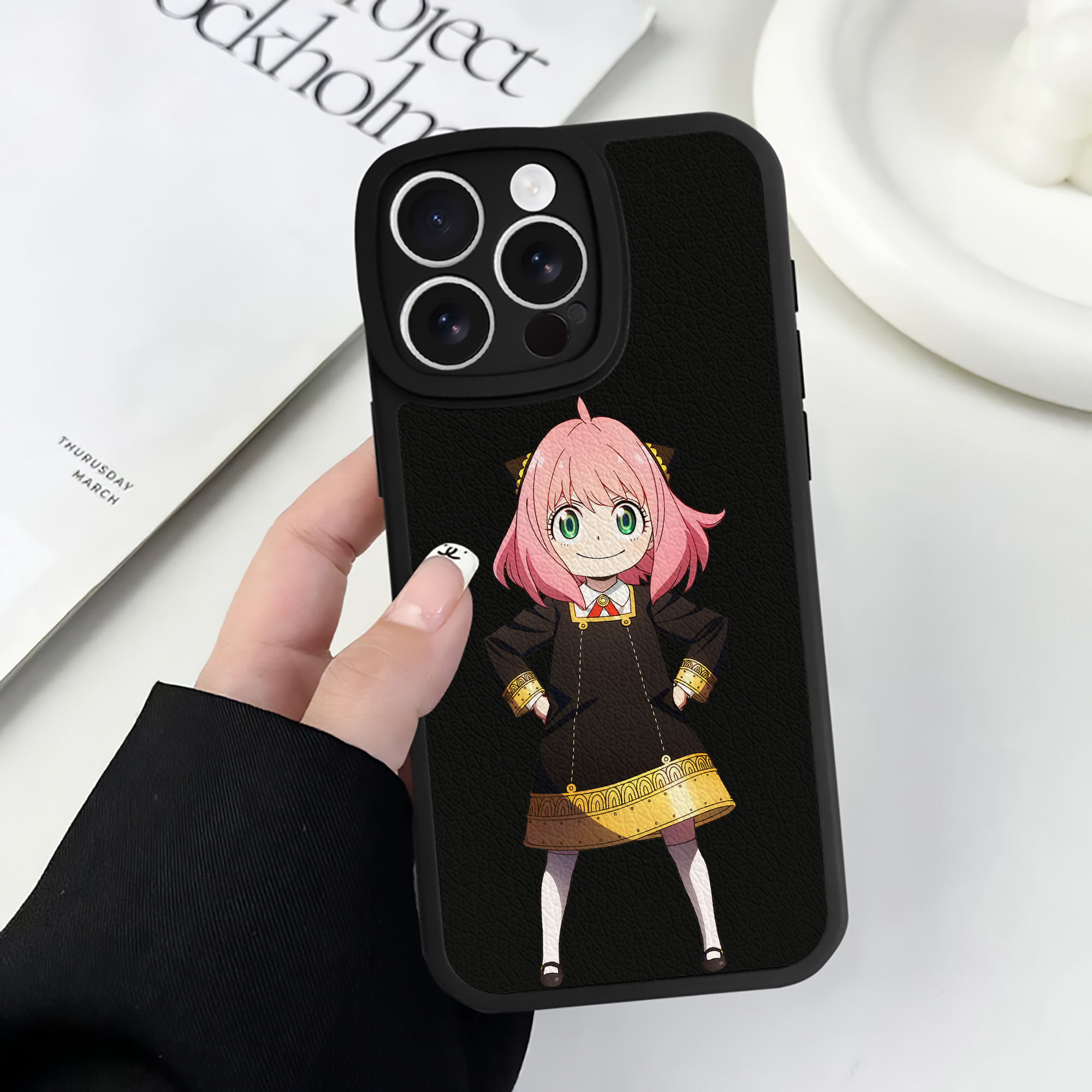 （画像用） SPY×FAMILY间谍家家酒 【iPhone 16シリーズ対応】シリコンスマホケース（レザー調） 材質：シリコン